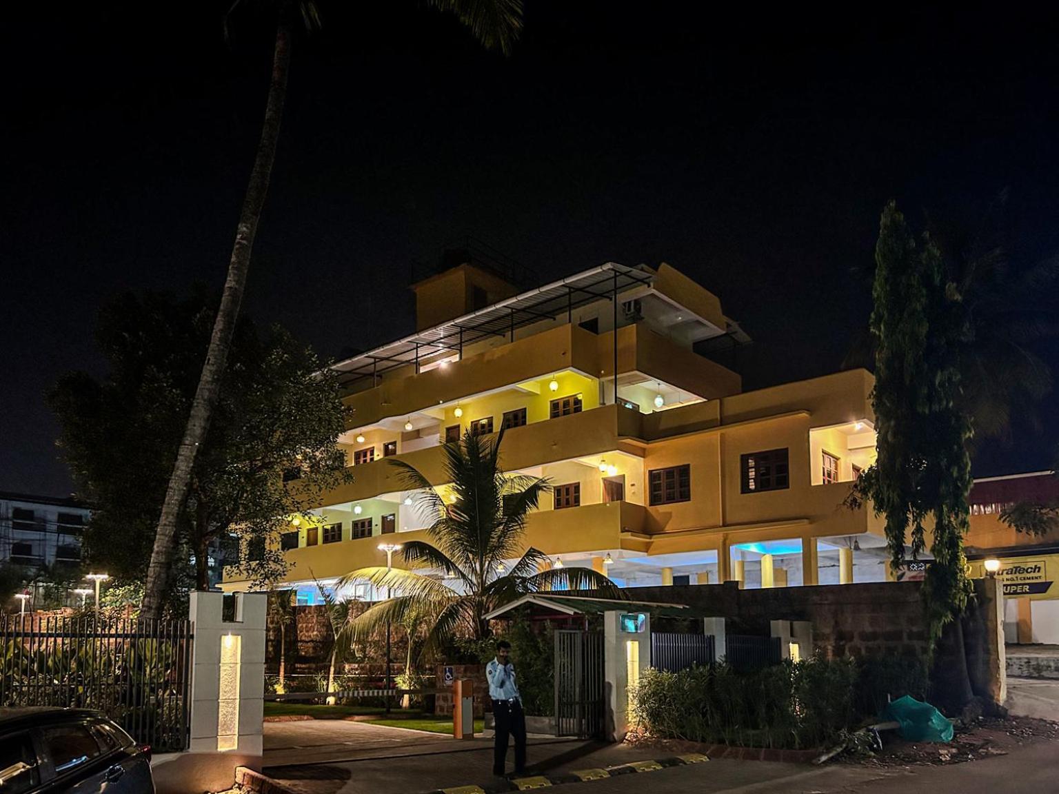 فندق La Costa Residency أنجونا المظهر الخارجي الصورة